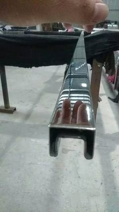 不锈钢镜面方管凹槽管1.jpg