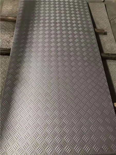 310S、316L、321中厚板防滑不锈钢板