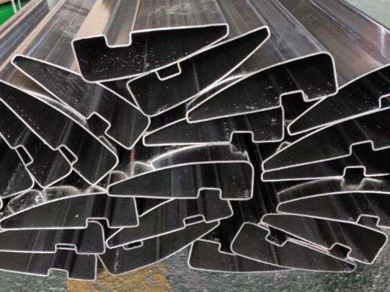 不锈钢异型管现状