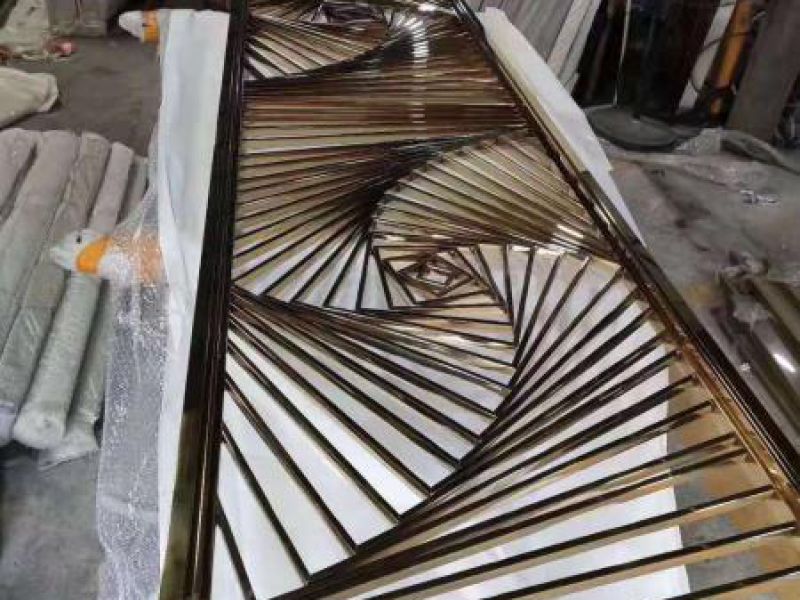 简单介绍一下不锈钢屏风在几个方面的作用 简单介绍一下不锈钢屏风在几个方面的作用