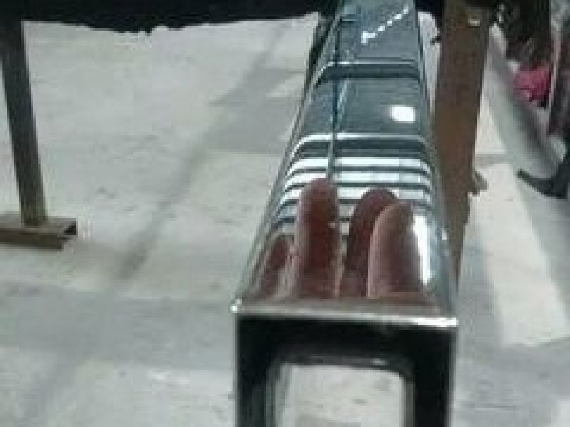 304不锈钢管材经过拉丝和镜面哪个效果更好？