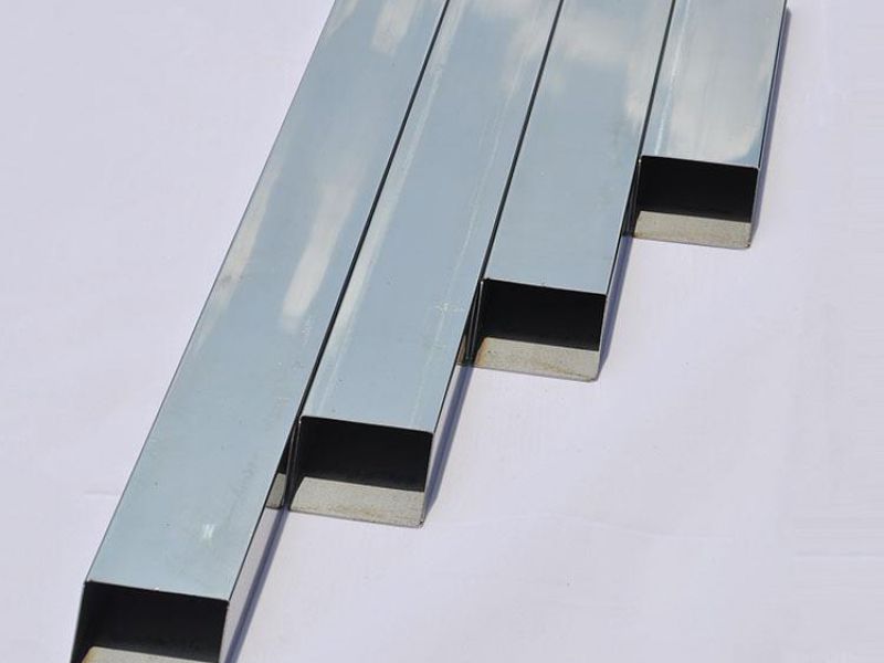 不锈钢扶手栏杆制作安装规范流程四