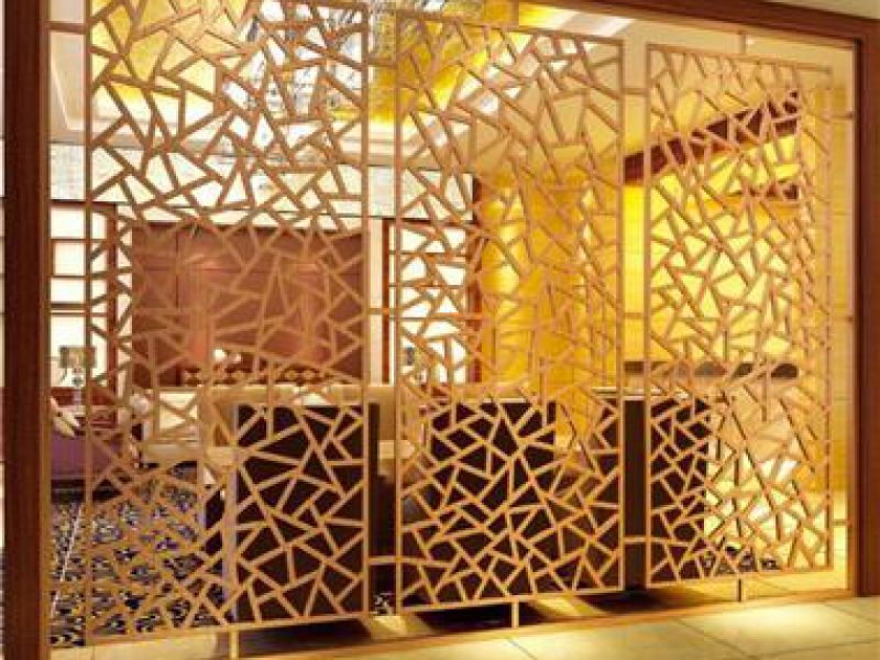 如何选择不锈钢屏风隔断呢？