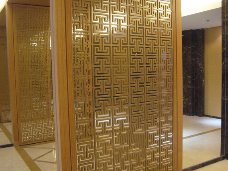 常见的不锈钢屏风是多厚的呢