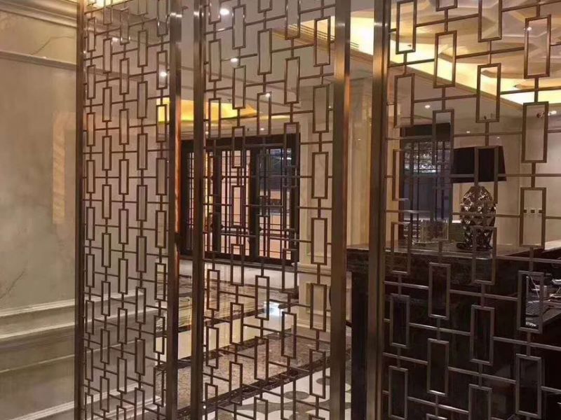 盘点酒店餐厅必备的拉丝钛金不锈钢屏风