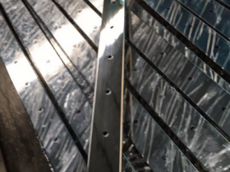 304不锈钢楼梯扶手立柱管厚度要求