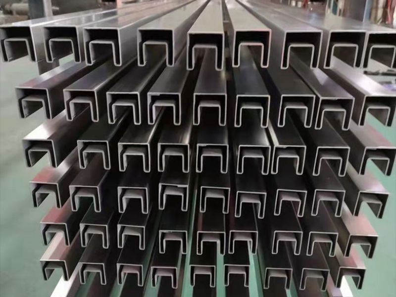 关于对影响不锈钢凹槽管粘附堵塞和表面粗糙度的因素进行实验研究